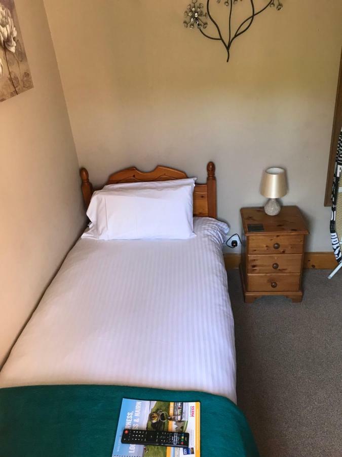 Single Room with Private Bathroom,799055952:JPEG