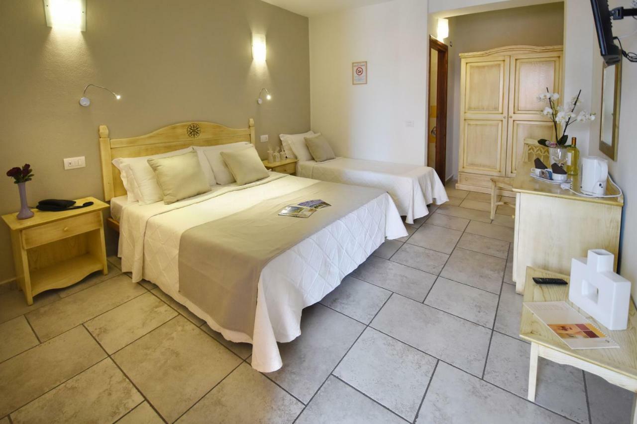 Triple Room