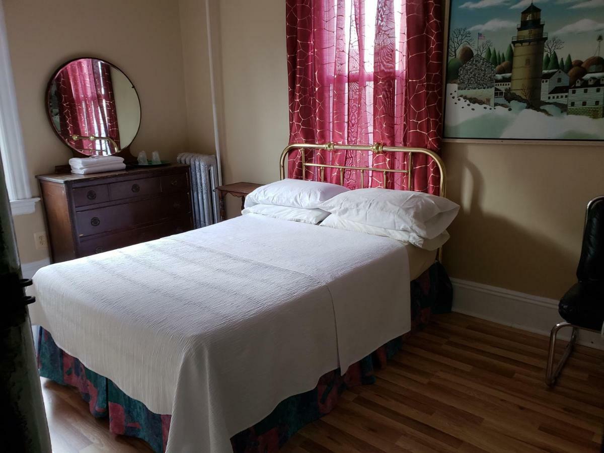 Double Room with Shared Bathroom
