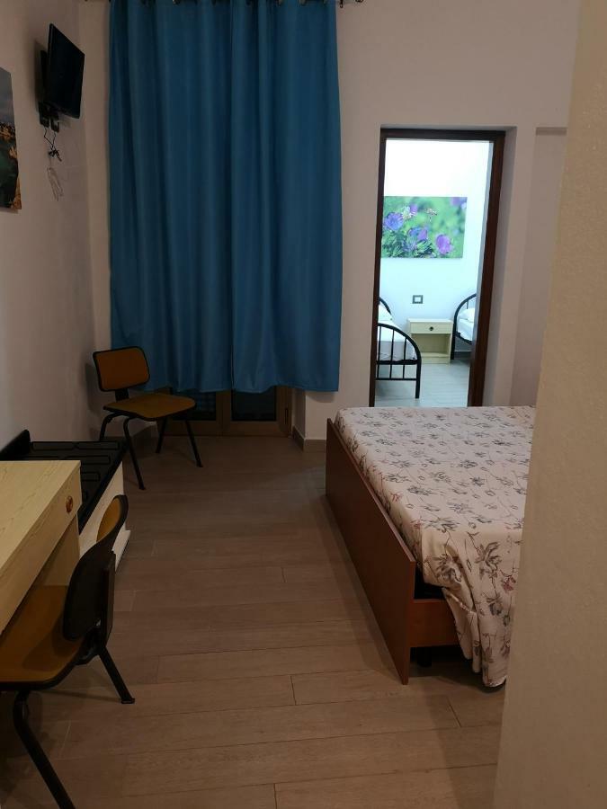Camera Familiare con Bagno Privato