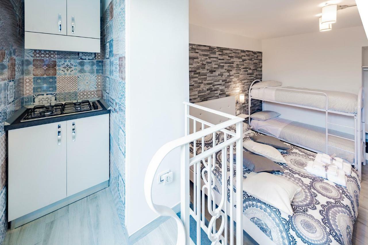 Luxury Quadruple Room,805290189:JPEG