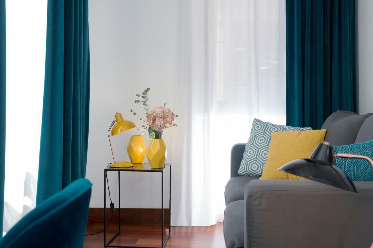 Family Room,1209481603:JPEG