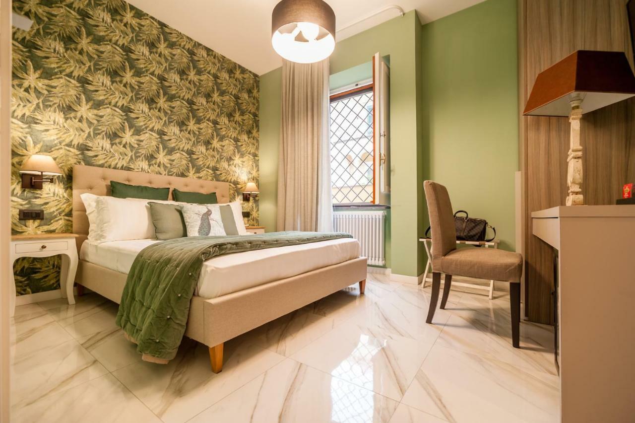 Standard Double Room,811728594:JPEG