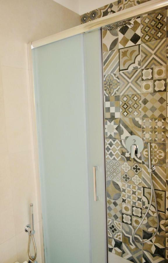 Camera Matrimoniale con Bagno Privato