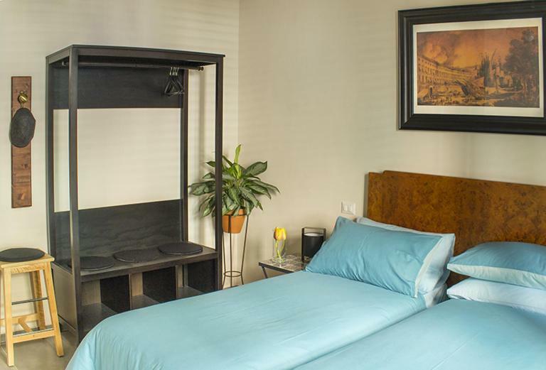 Large Double Room
