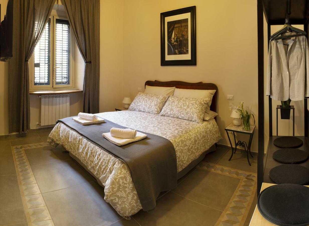 Large Double Room