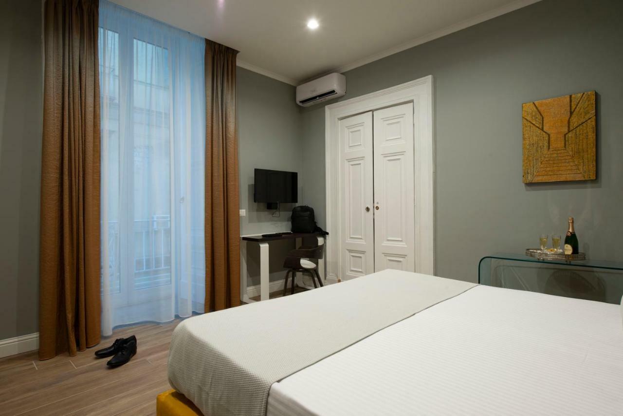Double Room,819712805:JPEG