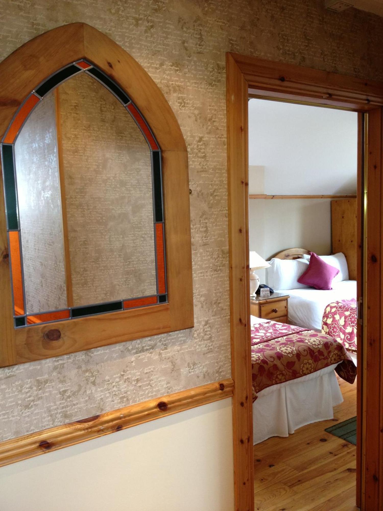Standard Triple Room,822667550:JPEG