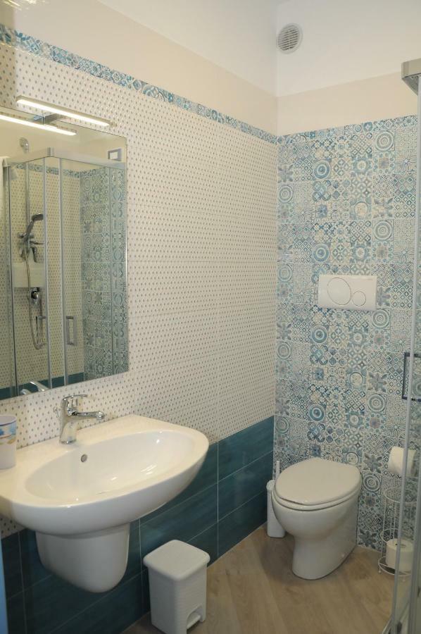 Quadruple Room Private Bathroom