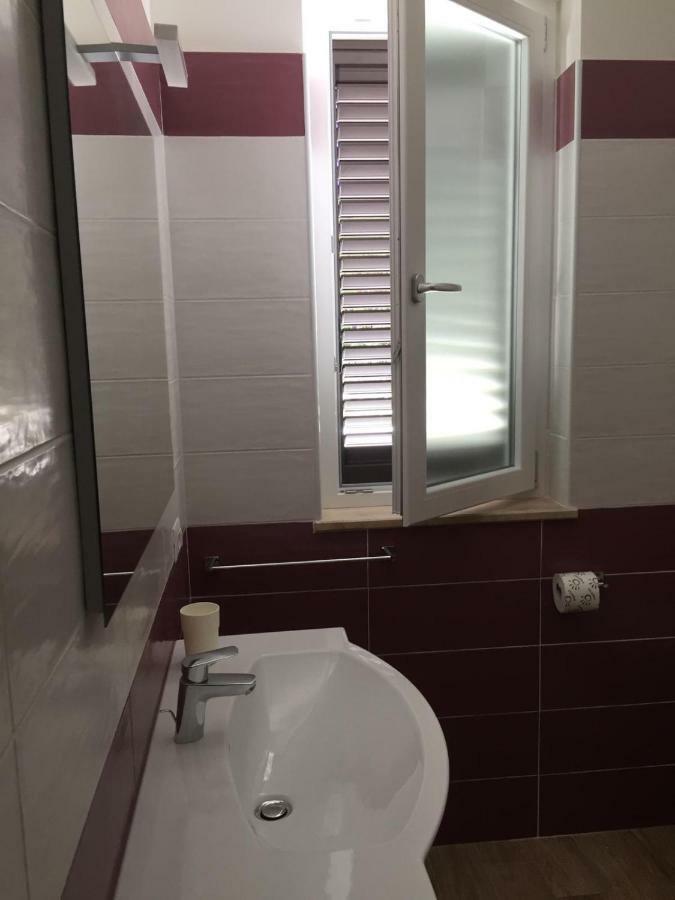 Camera King con Vista Piscina