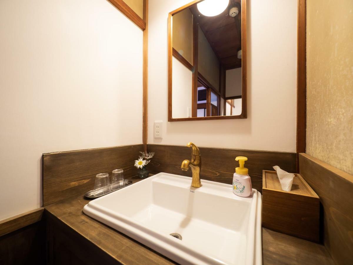 Japanese-Style Family Room,831114530:JPEG