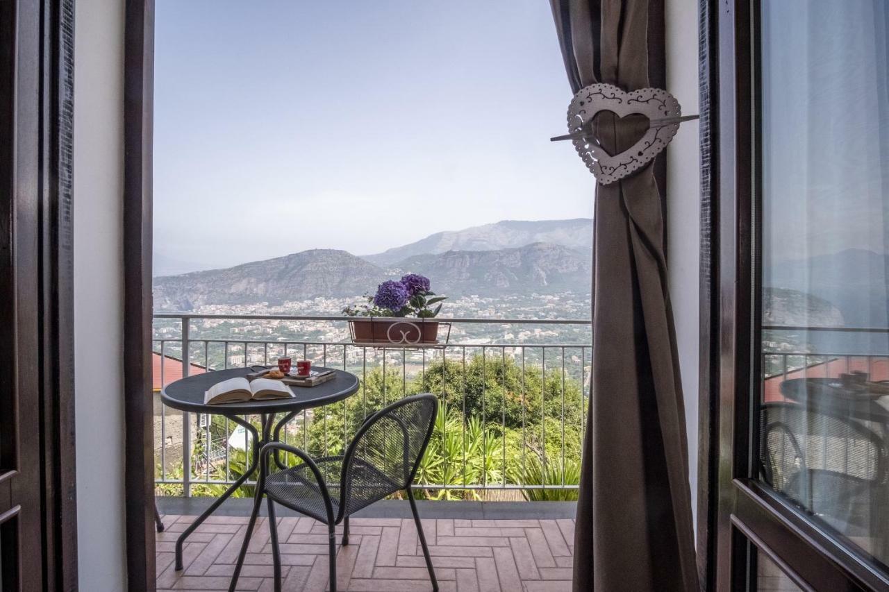Double Room with Sea View,831560081:JPEG
