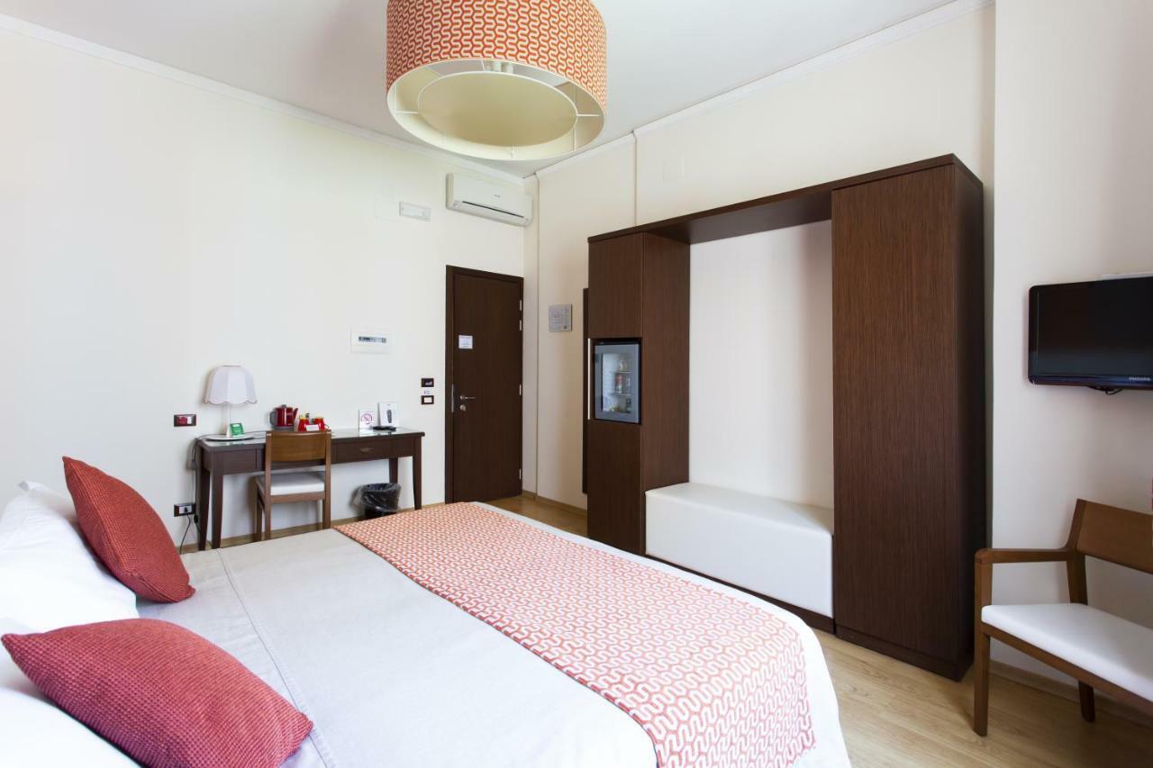 Double or Twin Room with Private External Bathroom,834149882:JPEG