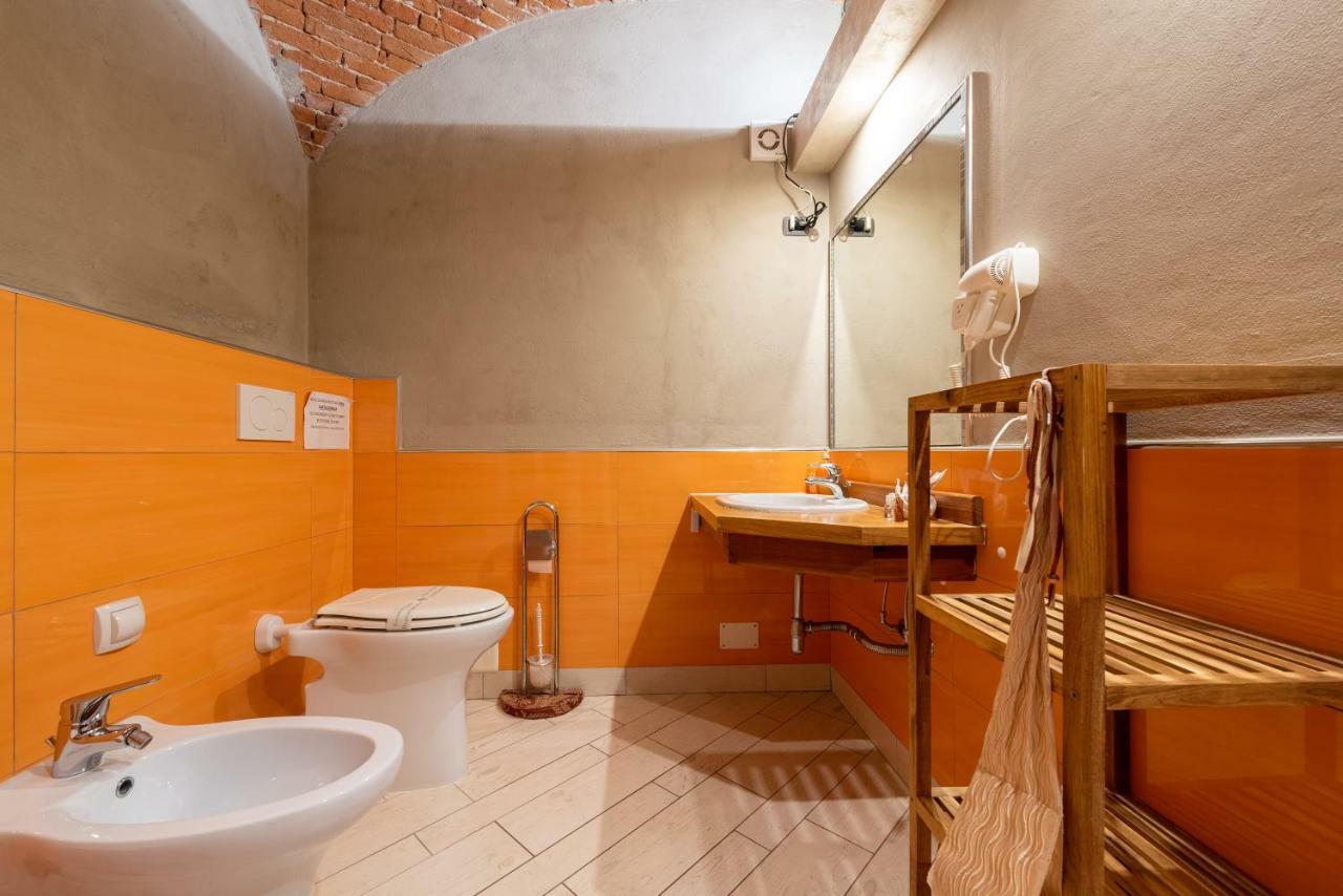 Camera Matrimoniale/Doppia con Letti Singoli con Bagno Privato