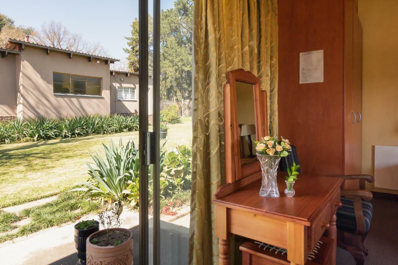 Deluxe Double Room with Shower
