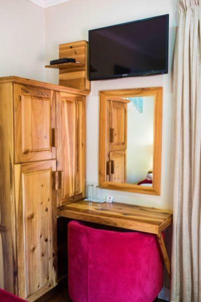 Double Room - Disability Access,846109244:JPEG