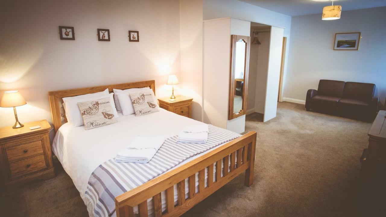 Large King Room with Disability Access