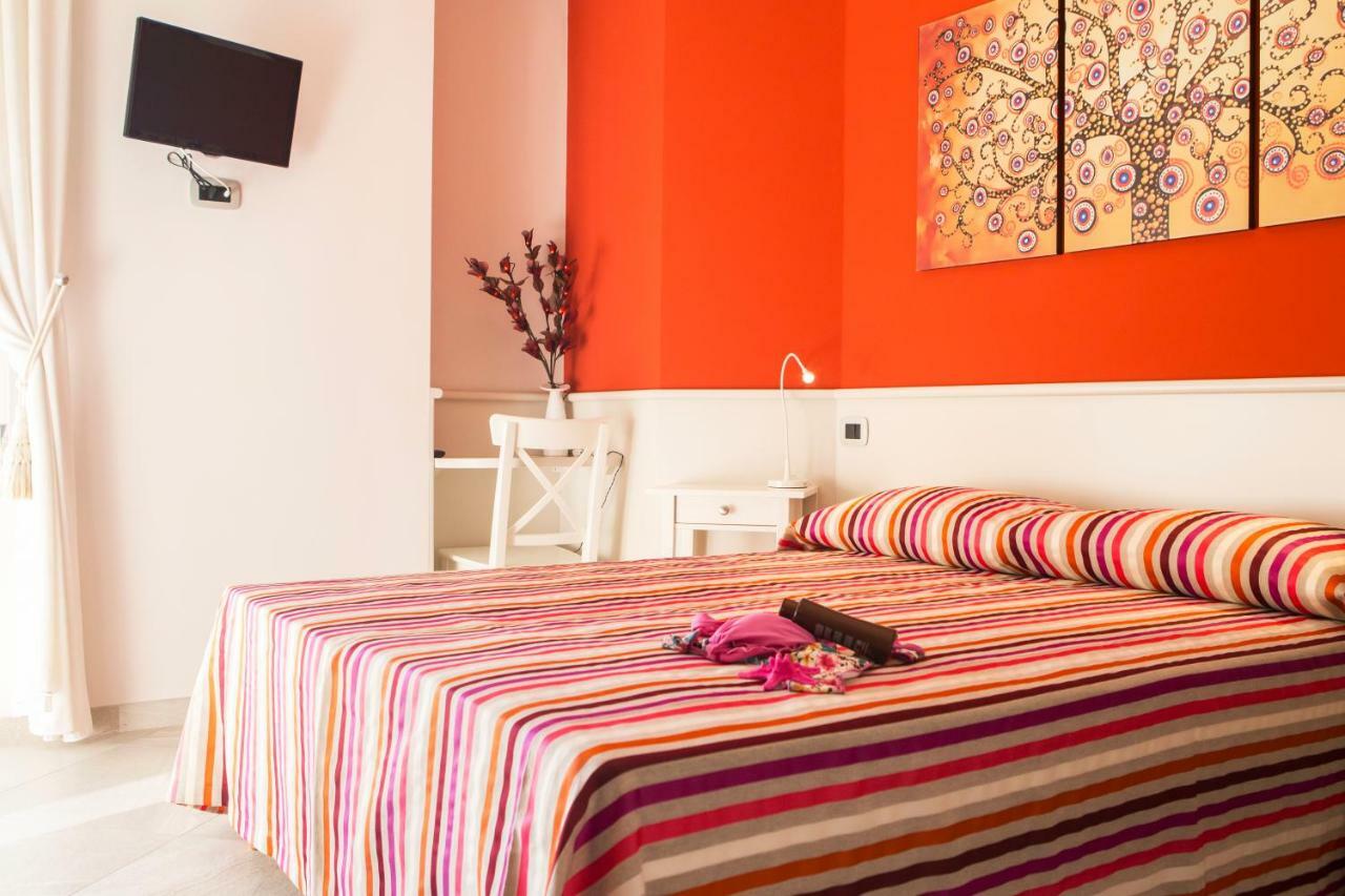 Double or Twin Room Sea View