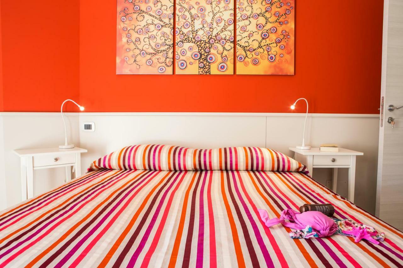 Double or Twin Room Sea View