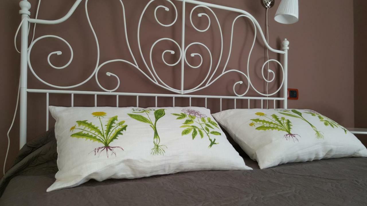 Double Room with Balcony (3 Adults),850671707:JPEG