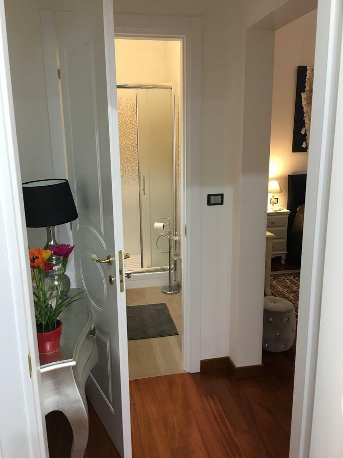 Double Room Private Bathroom