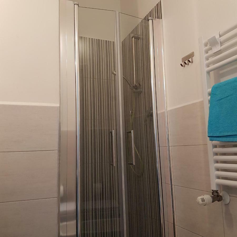 Double Room Private External Bathroom