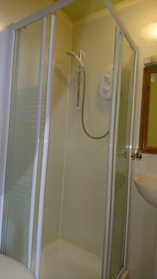Double or Twin Room with Private Bathroom