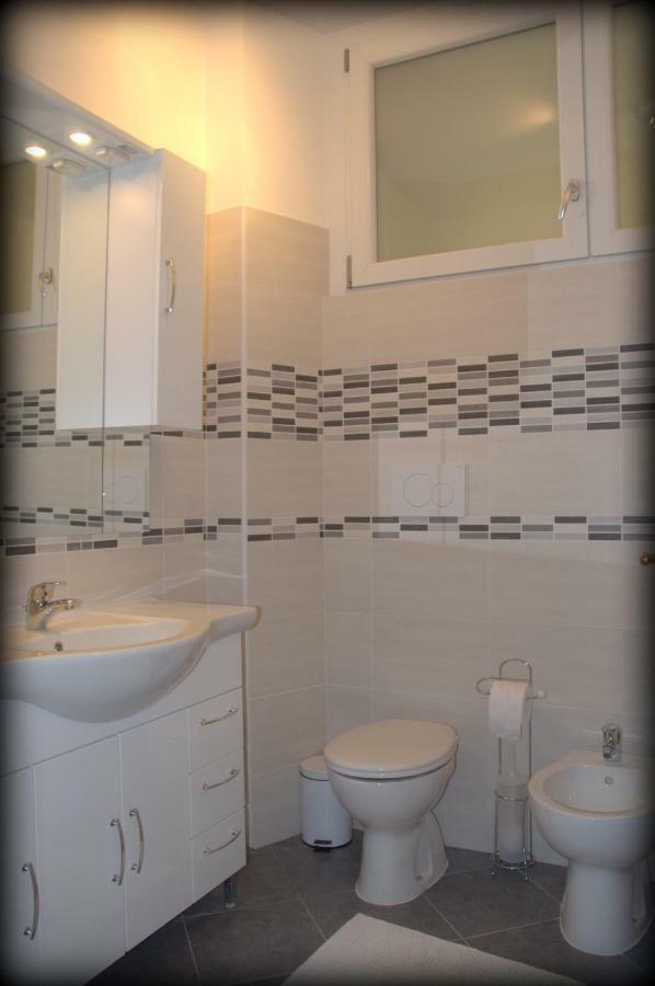 Double Room Private External Bathroom
