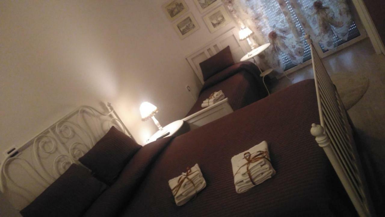 Deluxe Double Room Private Bathroom
