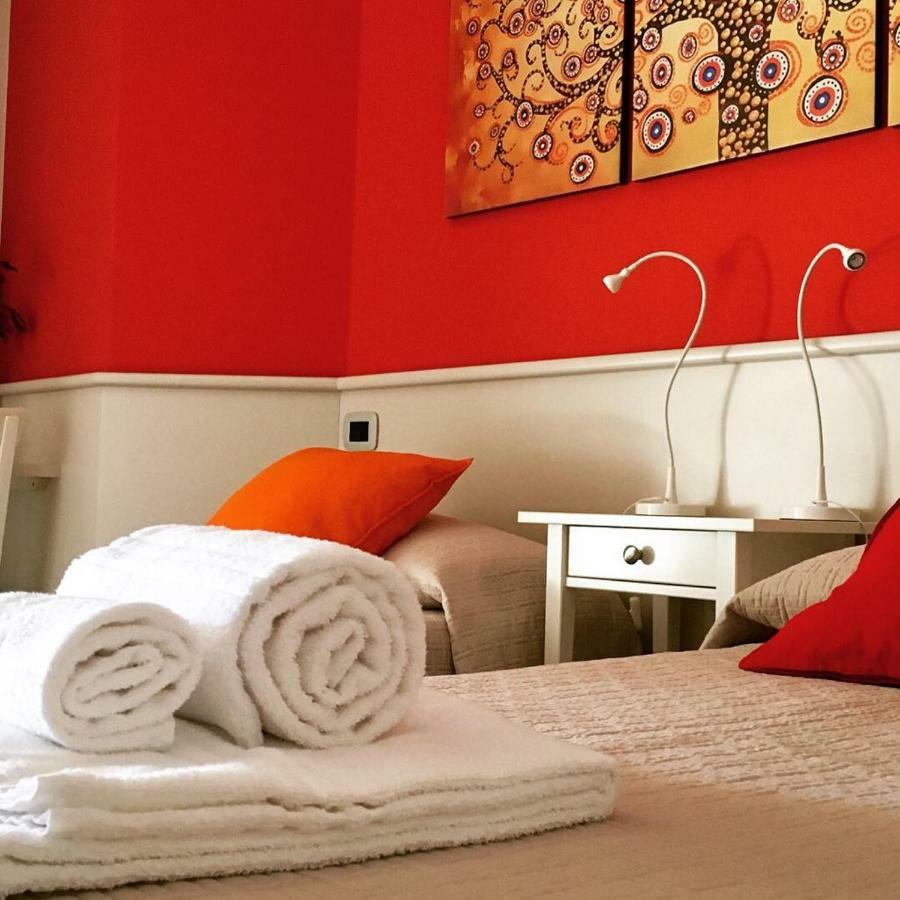 Double or Twin Room Sea View