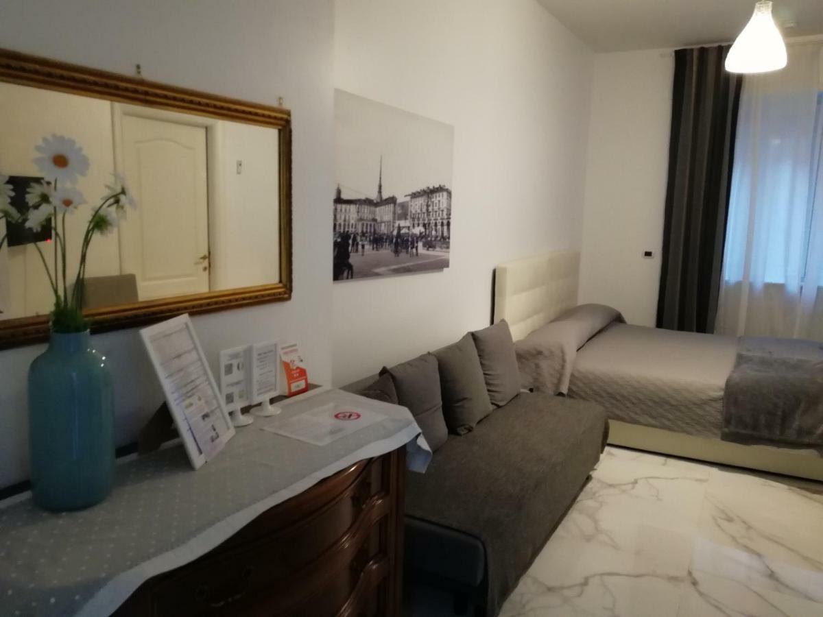 Large Triple Room,853905776:JPEG