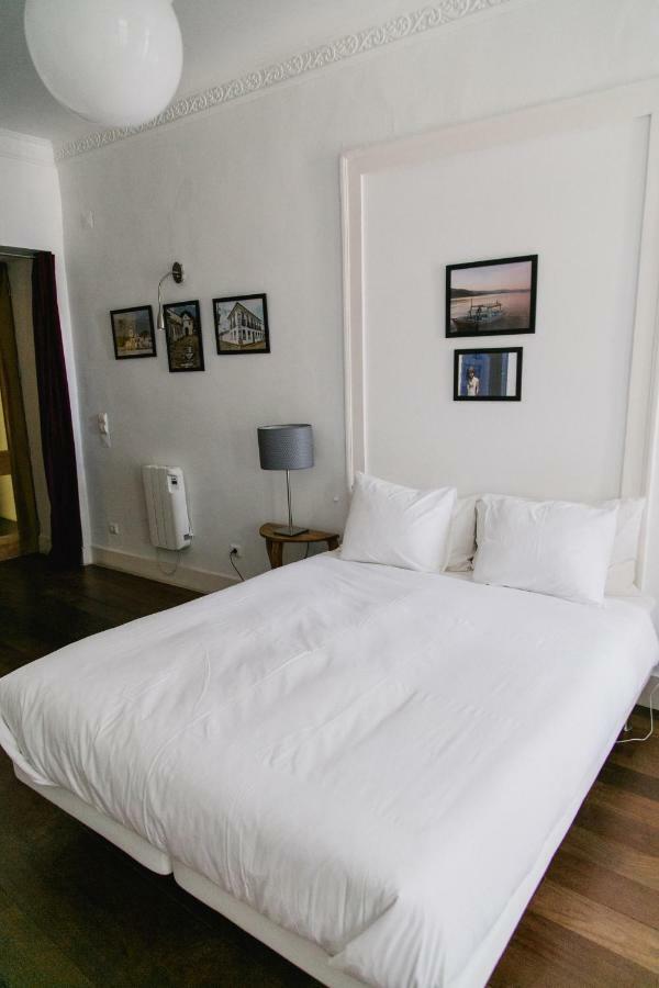 Family Room with Bathroom,855672944:JPEG