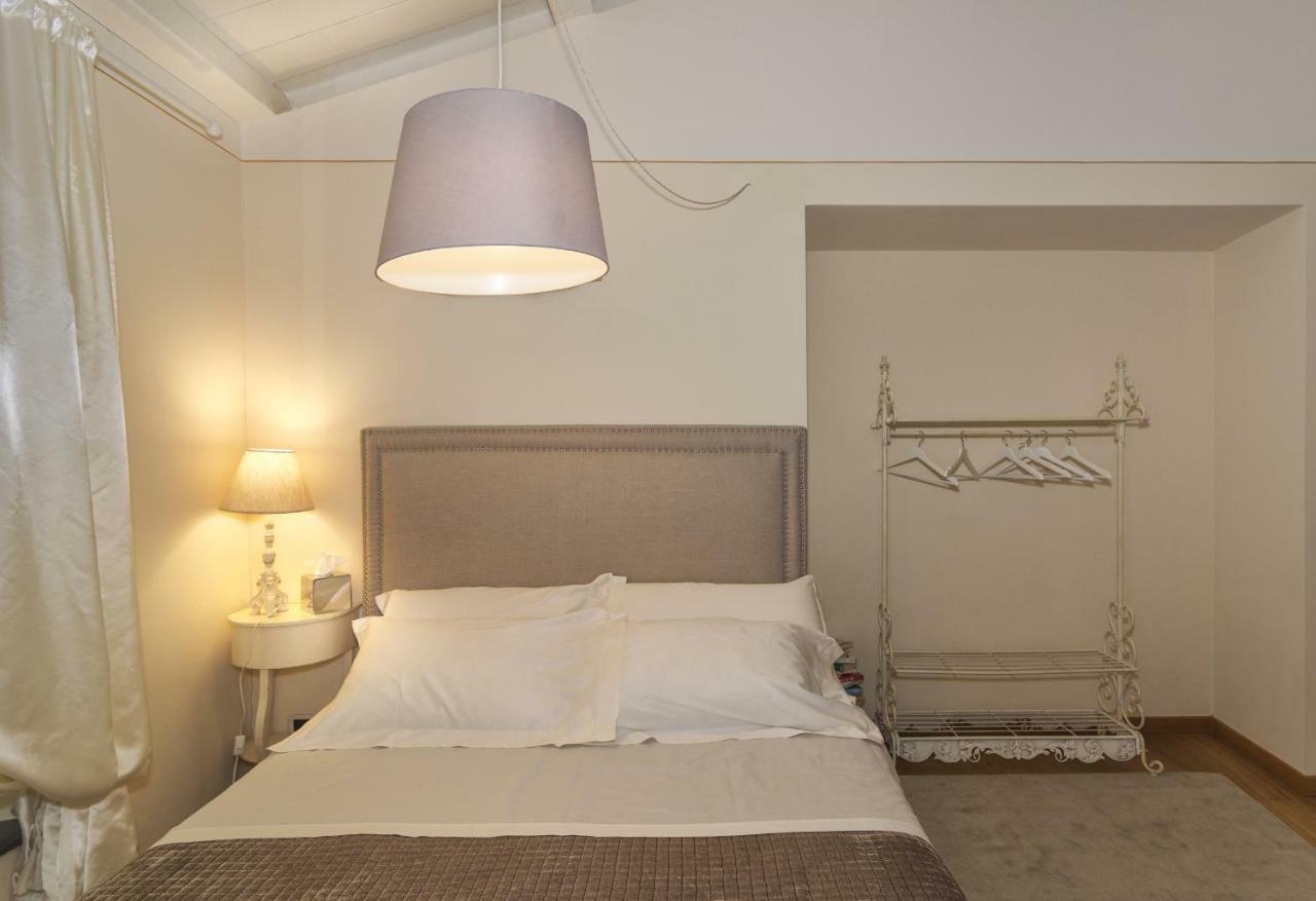 Double Room with Private Bathroom,859825526:JPEG