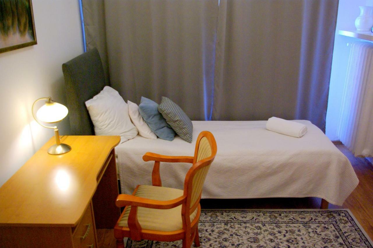 Single Room with Royal Castle View,885601309:JPEG