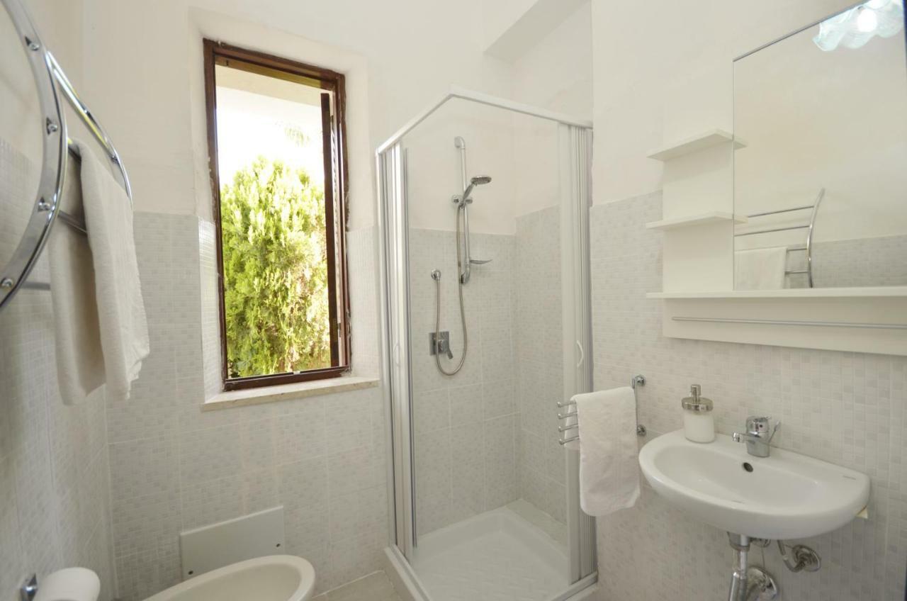 Double Room,1056918589:JPEG
