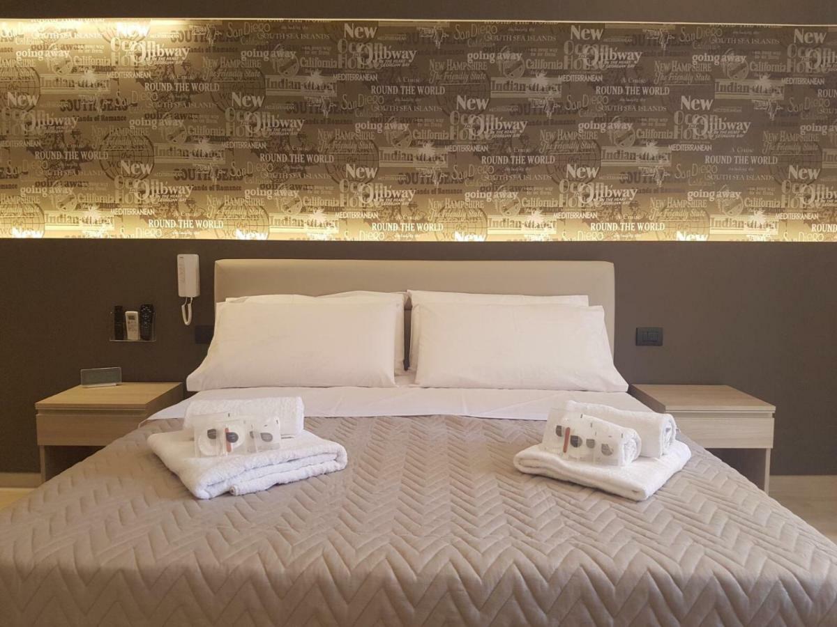 Family Room,891669427:JPEG