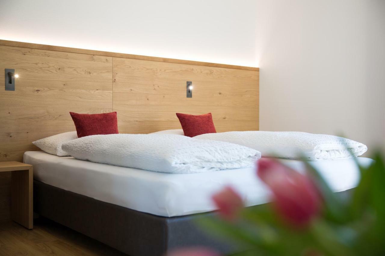 Standard Single Room,891724054:JPEG