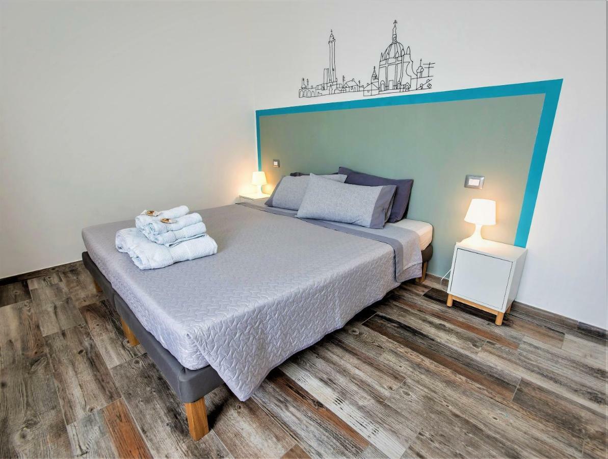 Double or Twin Room Private Bathroom