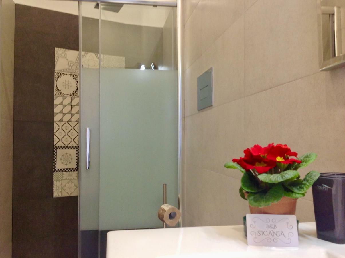 Quadruple Room Private Bathroom