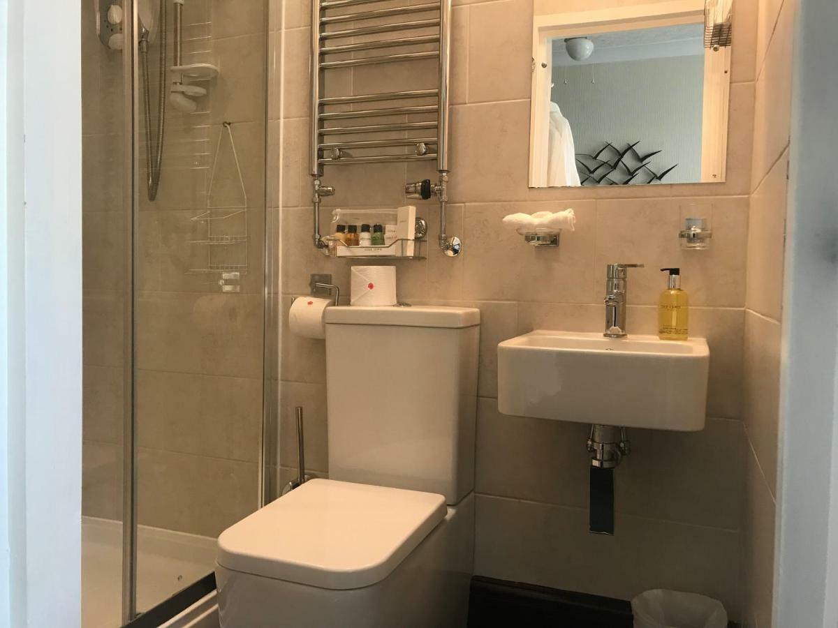 Triple Room with Shower