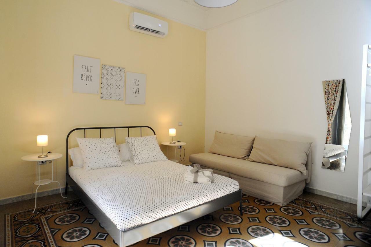 Deluxe Room,892678660:JPEG