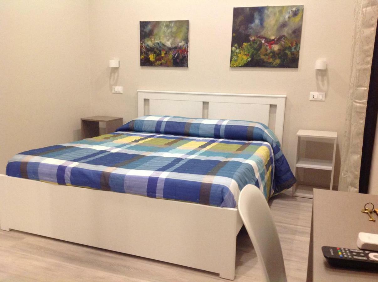Double Room Private External Bathroom