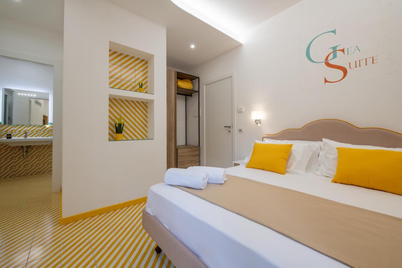 Junior Suite with Balcony,913353574:JPEG