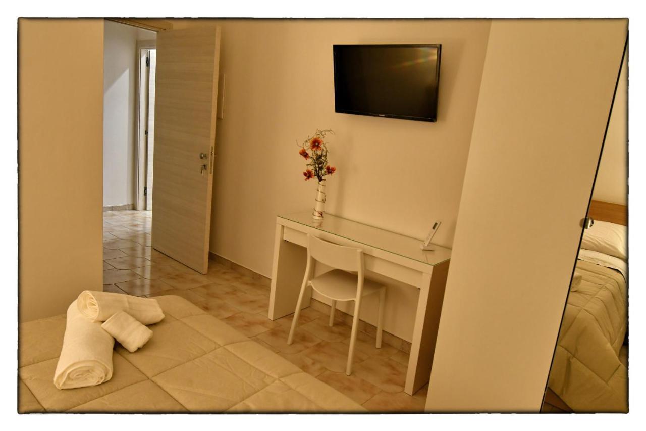 Deluxe Room,950609047:JPEG