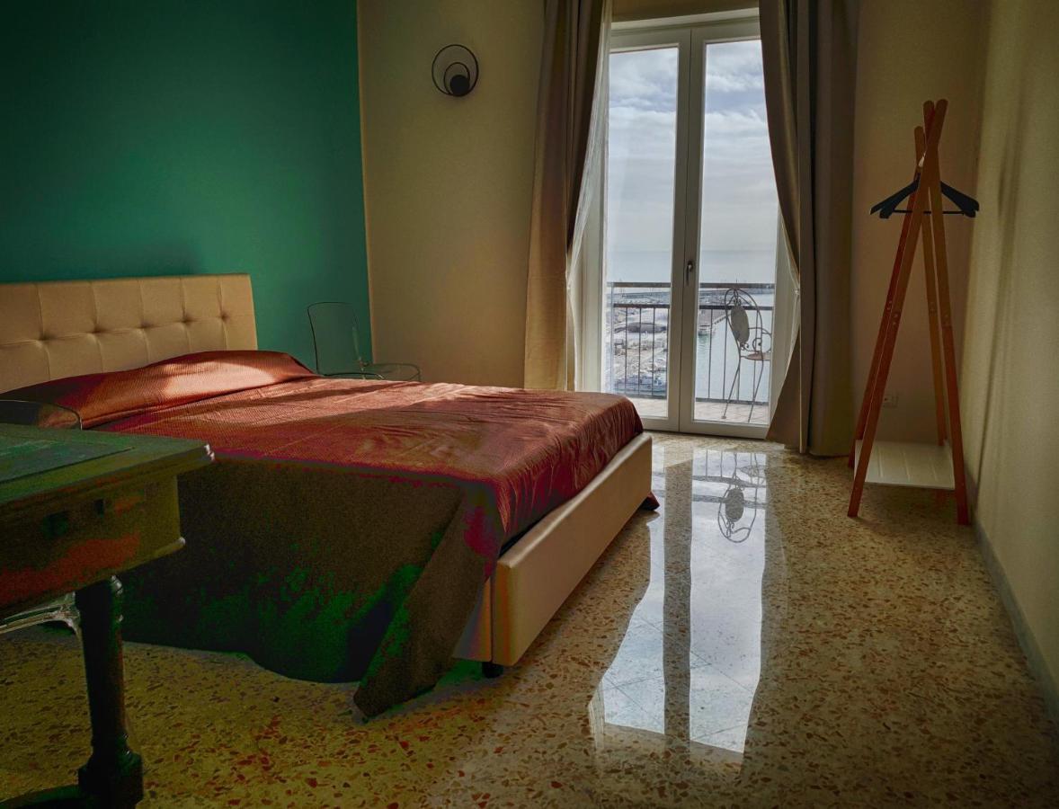 Deluxe Double Room with Sea View,961414693:JPEG