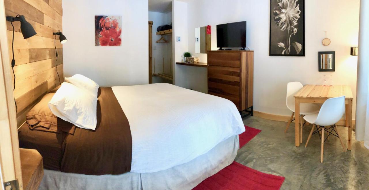Queen Room,962881753:JPEG