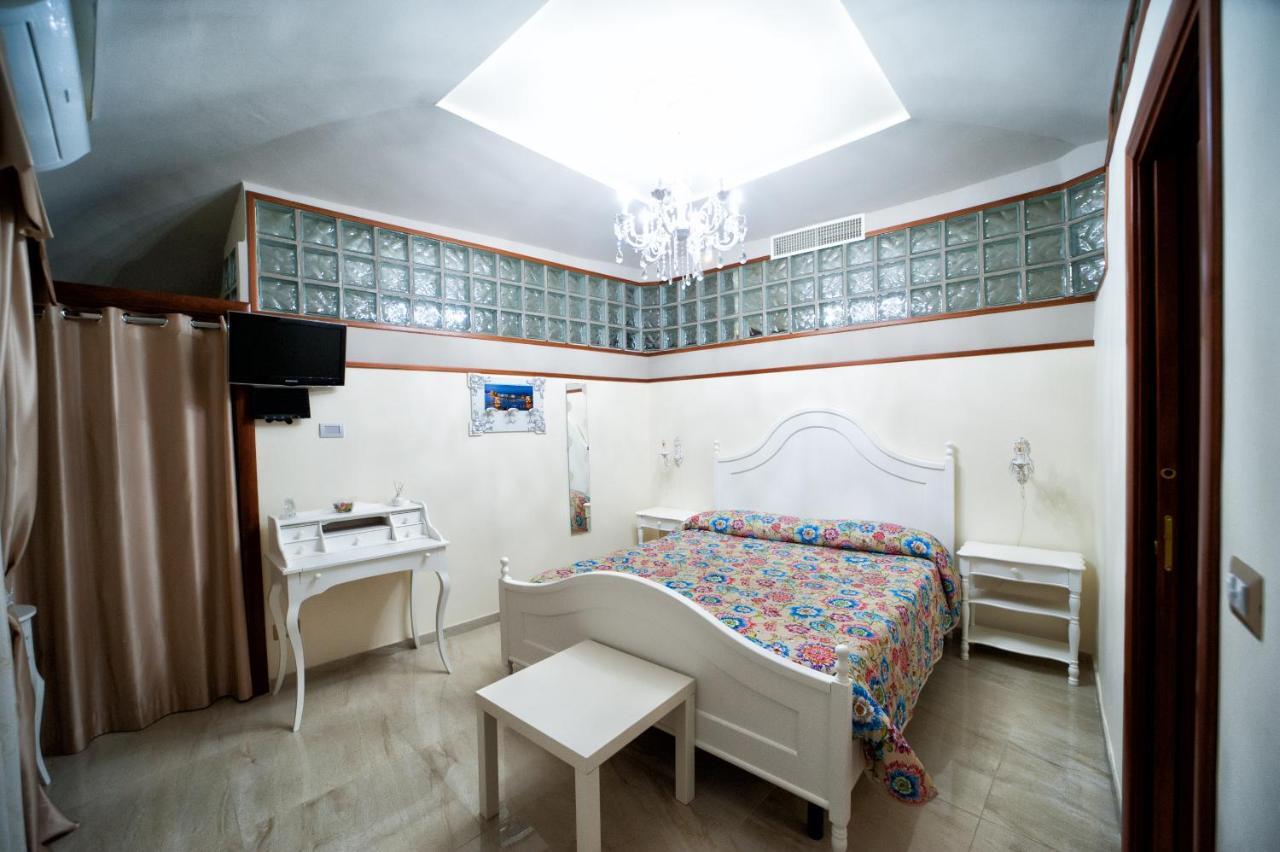 Classic Triple Room,964132519:JPEG