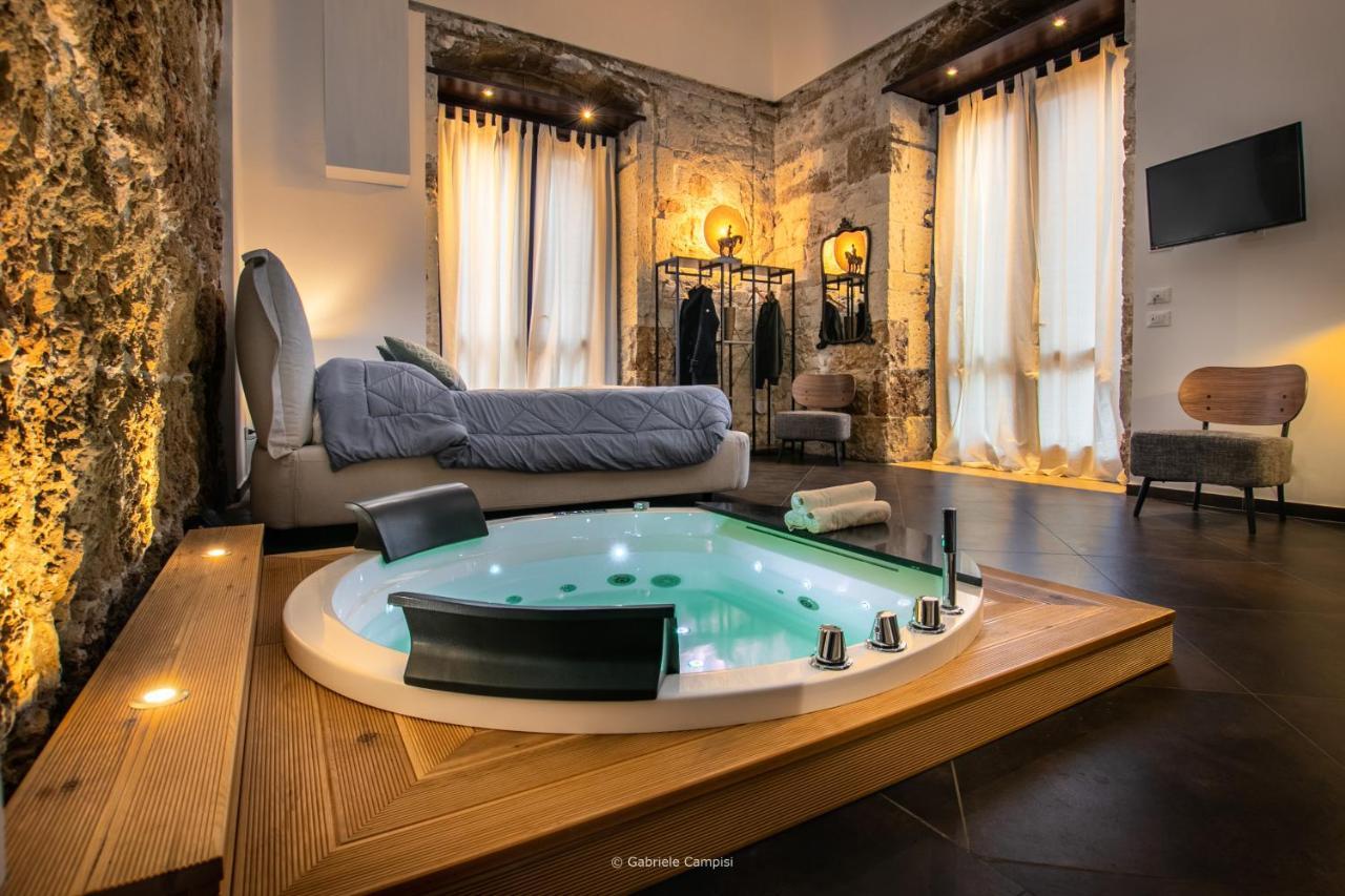 Queen Suite Spa Bath