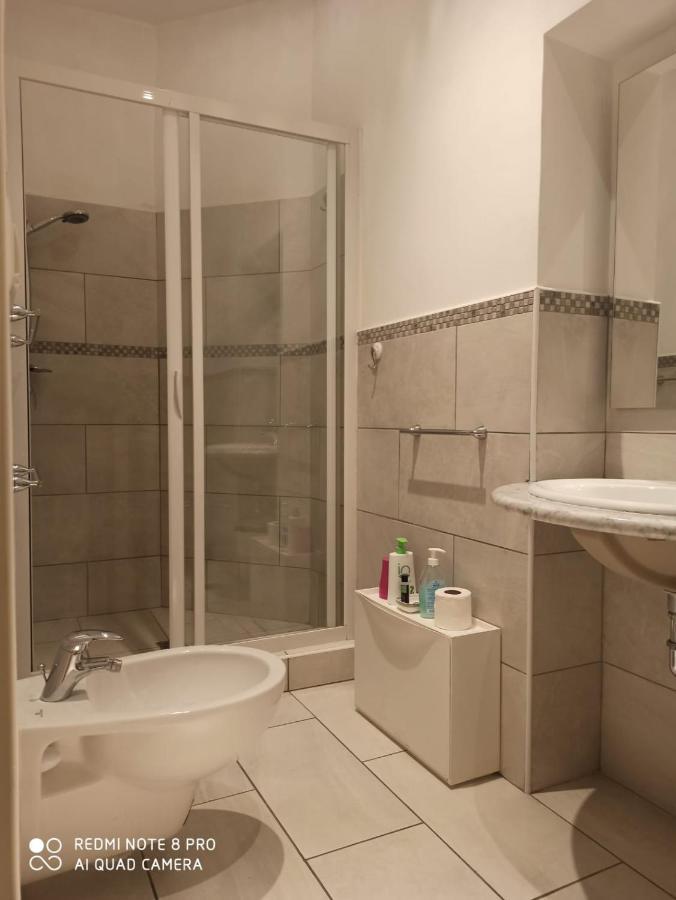 One-Bedroom Apartment Separate Building,109772343:JPEG