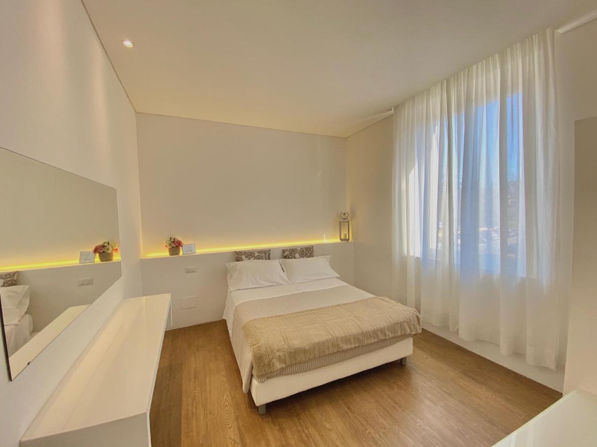 Superior Double Room,1069099921:JPEG